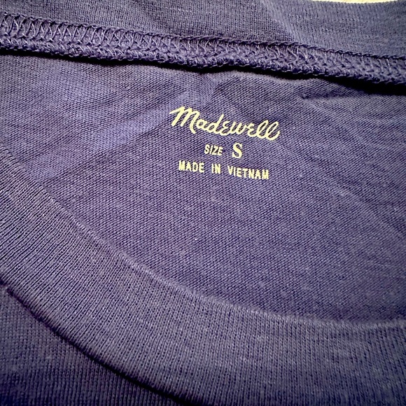 Madewell blue/purple front pocket Tee, Size Small. - Picture 2 of 2